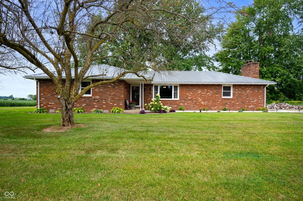 9767 S 250 E, Markleville, IN 46056