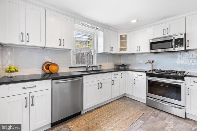 3573 CALUMET ST, Philadelphia, PA 19129