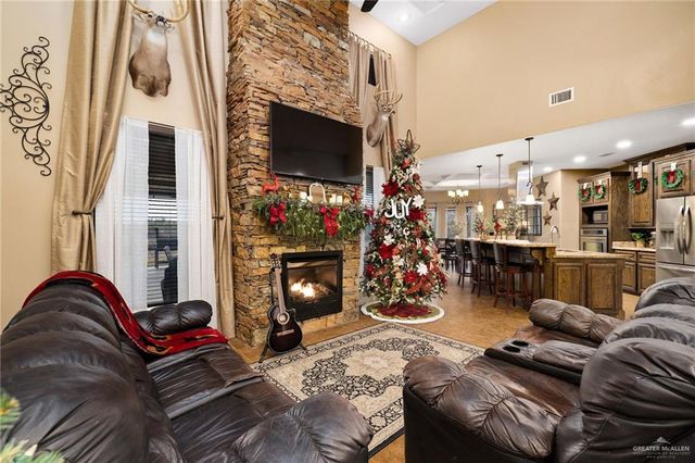 826 Coyote Drive, Rio Grande City, TX 78582