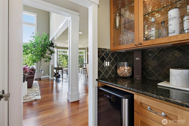 6402 Fairway Place SE, Snoqualmie, WA 98065