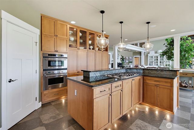 6402 Fairway Place SE, Snoqualmie, WA 98065