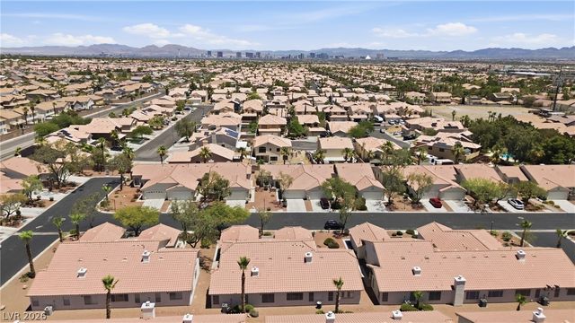 3747 Toroweap Ridge Street, Las Vegas, NV 89147