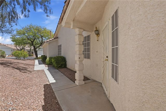 3747 Toroweap Ridge Street, Las Vegas, NV 89147