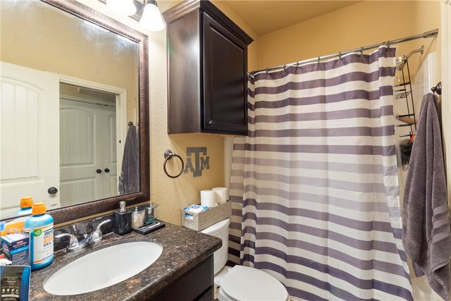 3417 General Parkway N, College Station, TX 77845