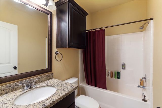 3417 General Parkway N, College Station, TX 77845