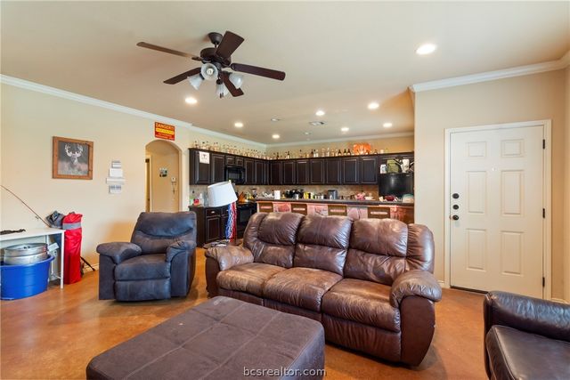 3417 General Parkway N, College Station, TX 77845
