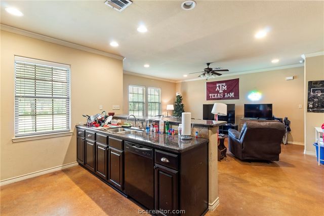 3417 General Parkway N, College Station, TX 77845