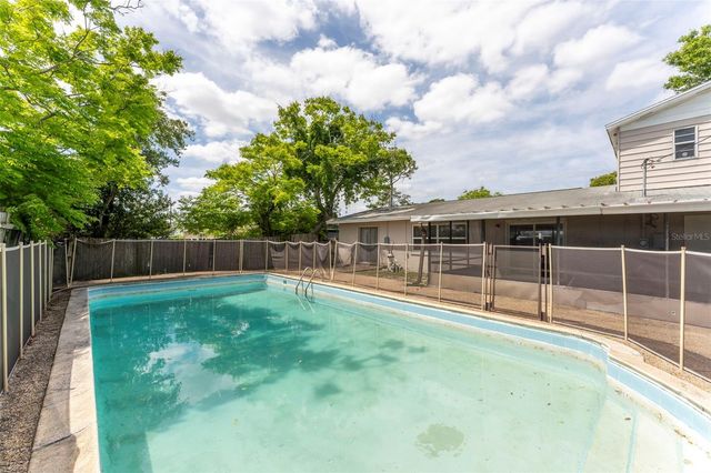 2713 GREENFIELD AVENUE, Orlando, FL 32808