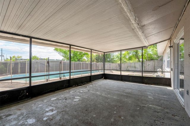 2713 GREENFIELD AVENUE, Orlando, FL 32808