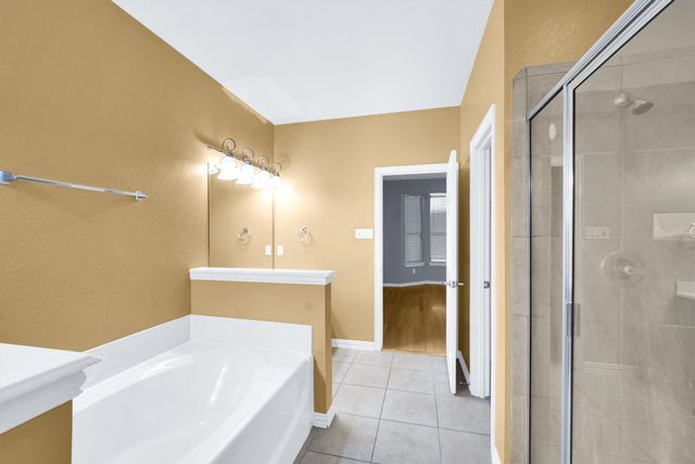 716 Candle Meadow Boulevard, Desoto, TX 75115