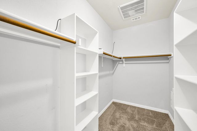 716 Candle Meadow Boulevard, Desoto, TX 75115