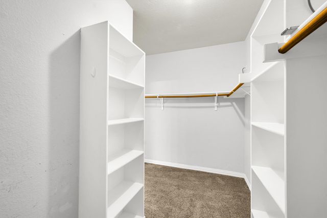 716 Candle Meadow Boulevard, Desoto, TX 75115