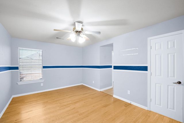 716 Candle Meadow Boulevard, Desoto, TX 75115