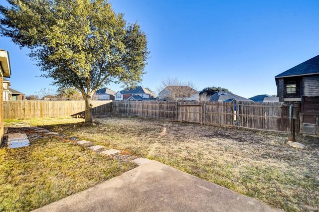 716 Candle Meadow Boulevard, Desoto, TX 75115
