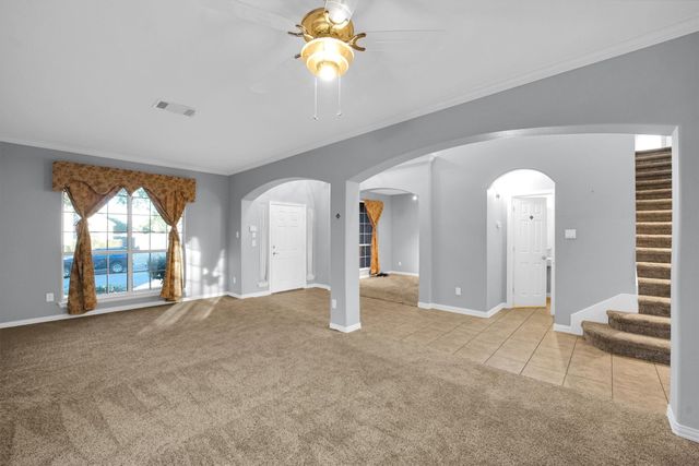 716 Candle Meadow Boulevard, Desoto, TX 75115