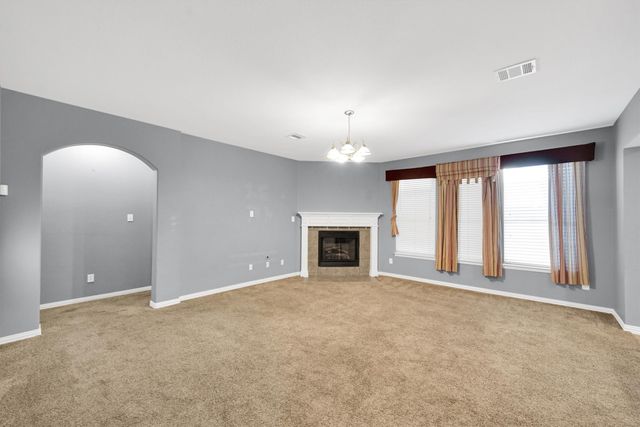 716 Candle Meadow Boulevard, Desoto, TX 75115