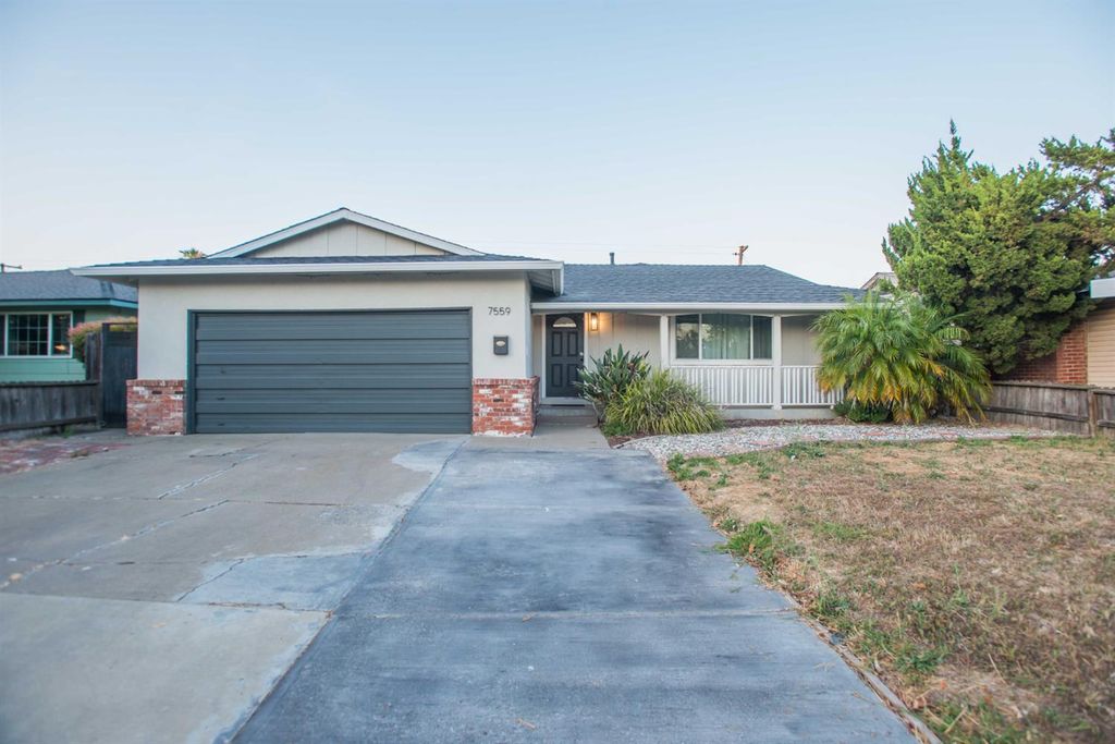 7559 Thorpe Way, Sacramento, CA 95822