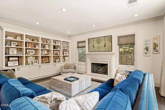 10520 Blythe Avenue, Los Angeles, CA 90064