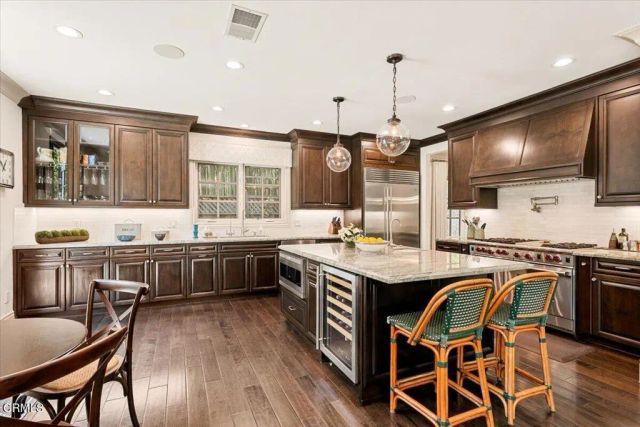 10520 Blythe Avenue, Los Angeles, CA 90064