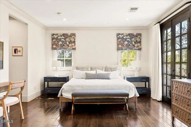 10520 Blythe Avenue, Los Angeles, CA 90064