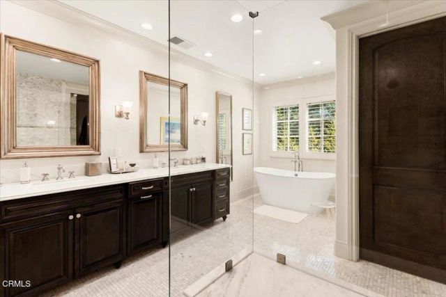 10520 Blythe Avenue, Los Angeles, CA 90064