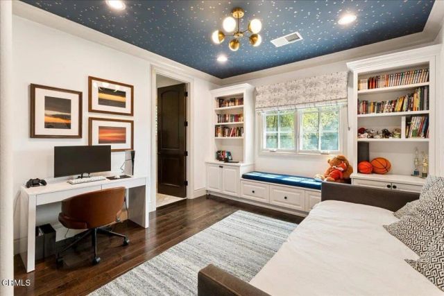 10520 Blythe Avenue, Los Angeles, CA 90064