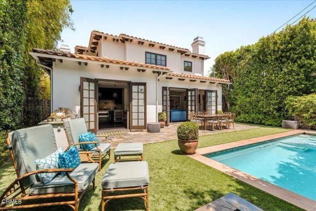 10520 Blythe Avenue, Los Angeles, CA 90064