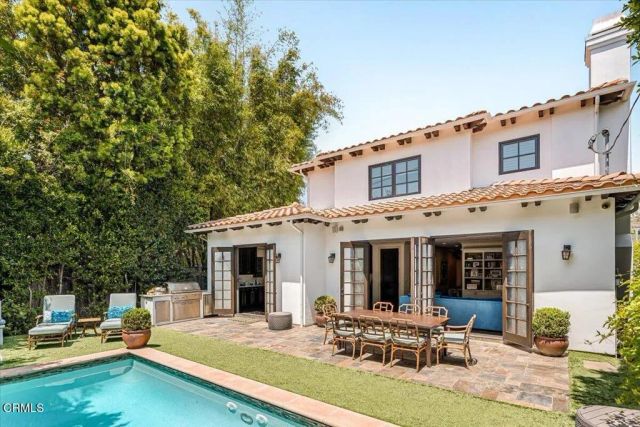 10520 Blythe Avenue, Los Angeles, CA 90064