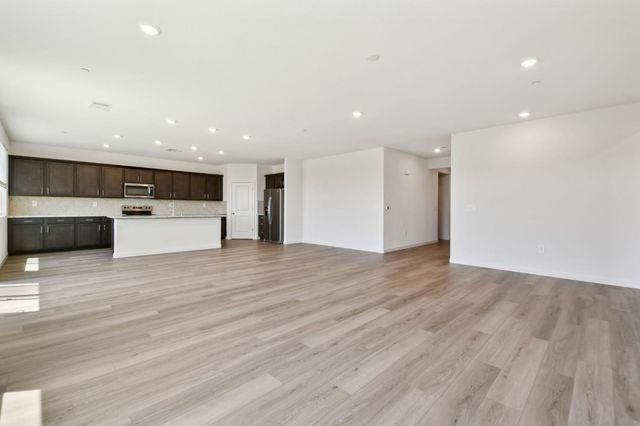 1292 Bastion Ave, Galt, CA 95632