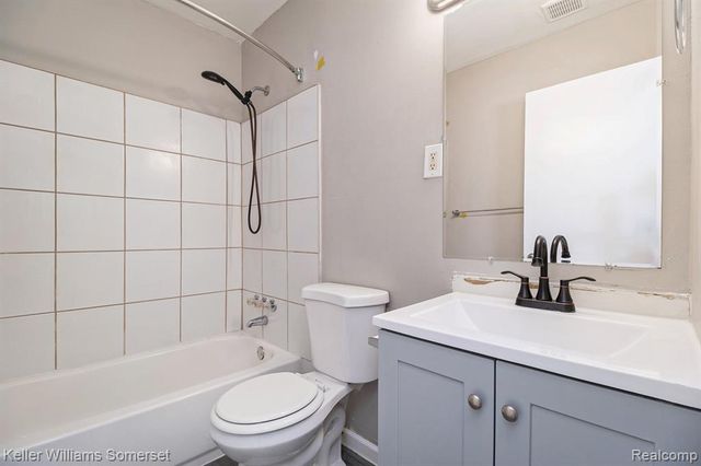 12849 Sarsfield Avenue, Warren, MI 48089