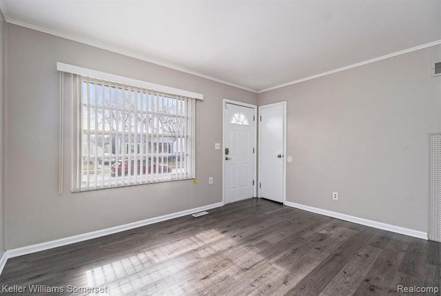 12849 Sarsfield Avenue, Warren, MI 48089