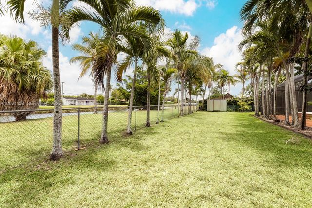 8791 SW 85th St, Miami, FL 33173