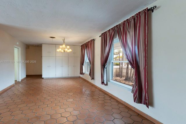 8791 SW 85th St, Miami, FL 33173