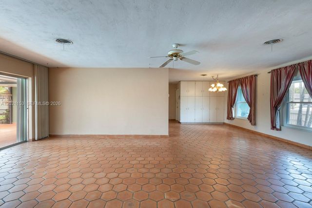 8791 SW 85th St, Miami, FL 33173