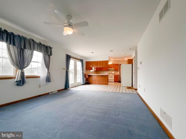 134 PLEASANT VIEW CT, East Berlin, PA 17316