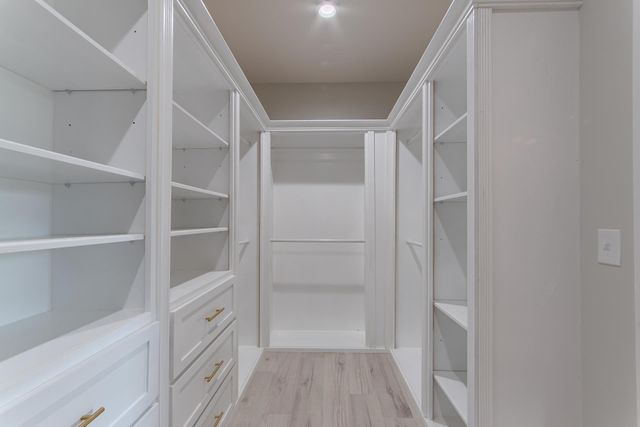 90 COLUMBUS LN, Adamsville, TN 38310