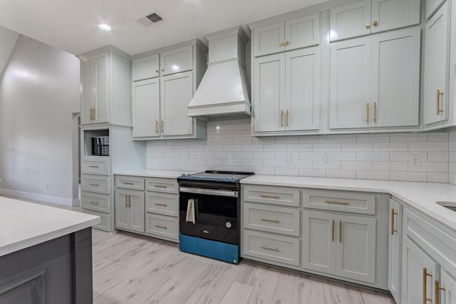 90 COLUMBUS LN, Adamsville, TN 38310