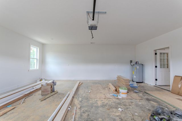 90 COLUMBUS LN, Adamsville, TN 38310