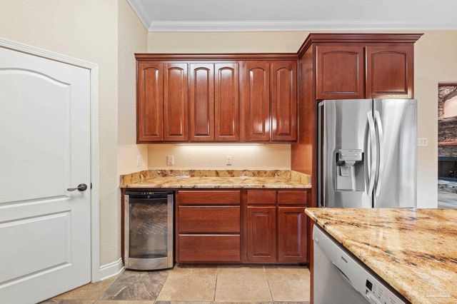 1011 Bucyrus Ln, Cantonment, FL 32533