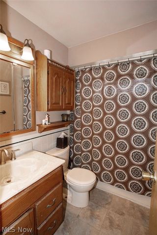 3490 Warwick Court, Canfield, OH 44406