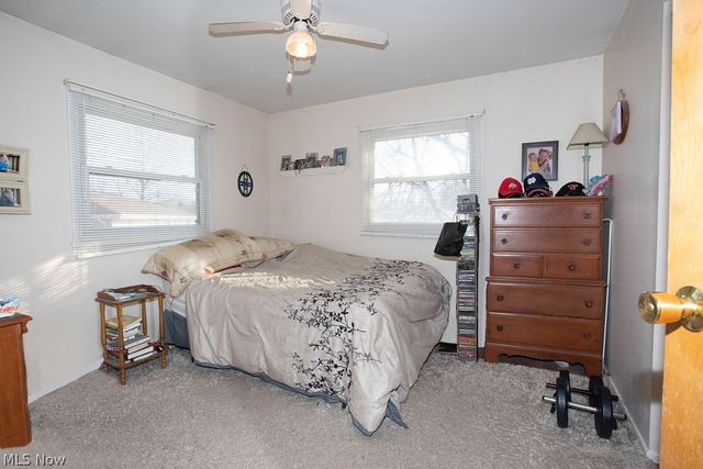 3490 Warwick Court, Canfield, OH 44406