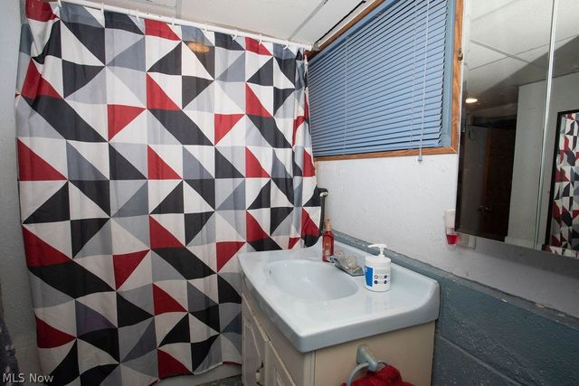 3490 Warwick Court, Canfield, OH 44406