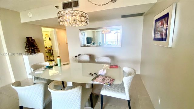 20225 NE 34th Ct 1111, Aventura, FL 33180