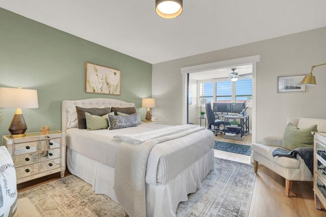 800 Jeffery Street 403, Boca Raton, FL 33487