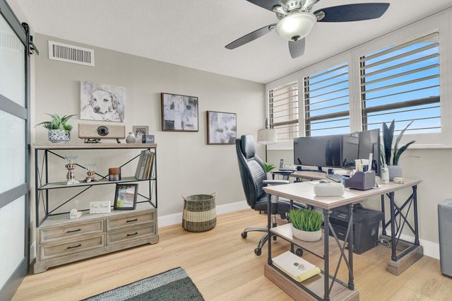 800 Jeffery Street 403, Boca Raton, FL 33487
