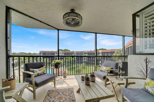 800 Jeffery Street 403, Boca Raton, FL 33487