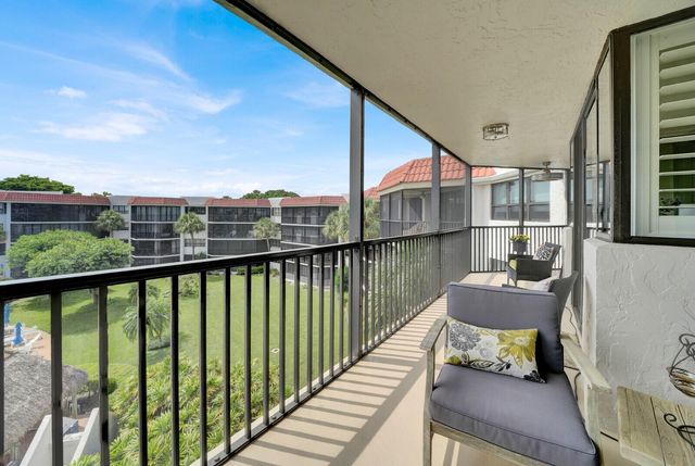 800 Jeffery Street 403, Boca Raton, FL 33487