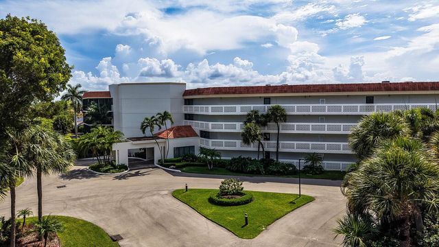 800 Jeffery Street 403, Boca Raton, FL 33487