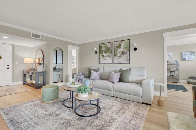 800 Jeffery Street 403, Boca Raton, FL 33487