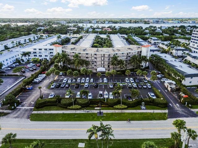 3605 S Ocean Boulevard 123, South Palm Beach, FL 33480